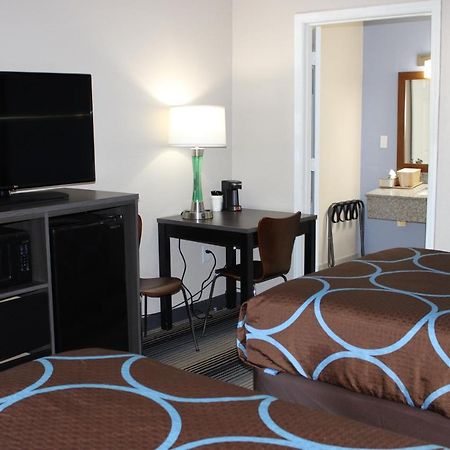 Super 8 By Wyndham Morganton Hotel Eksteriør billede